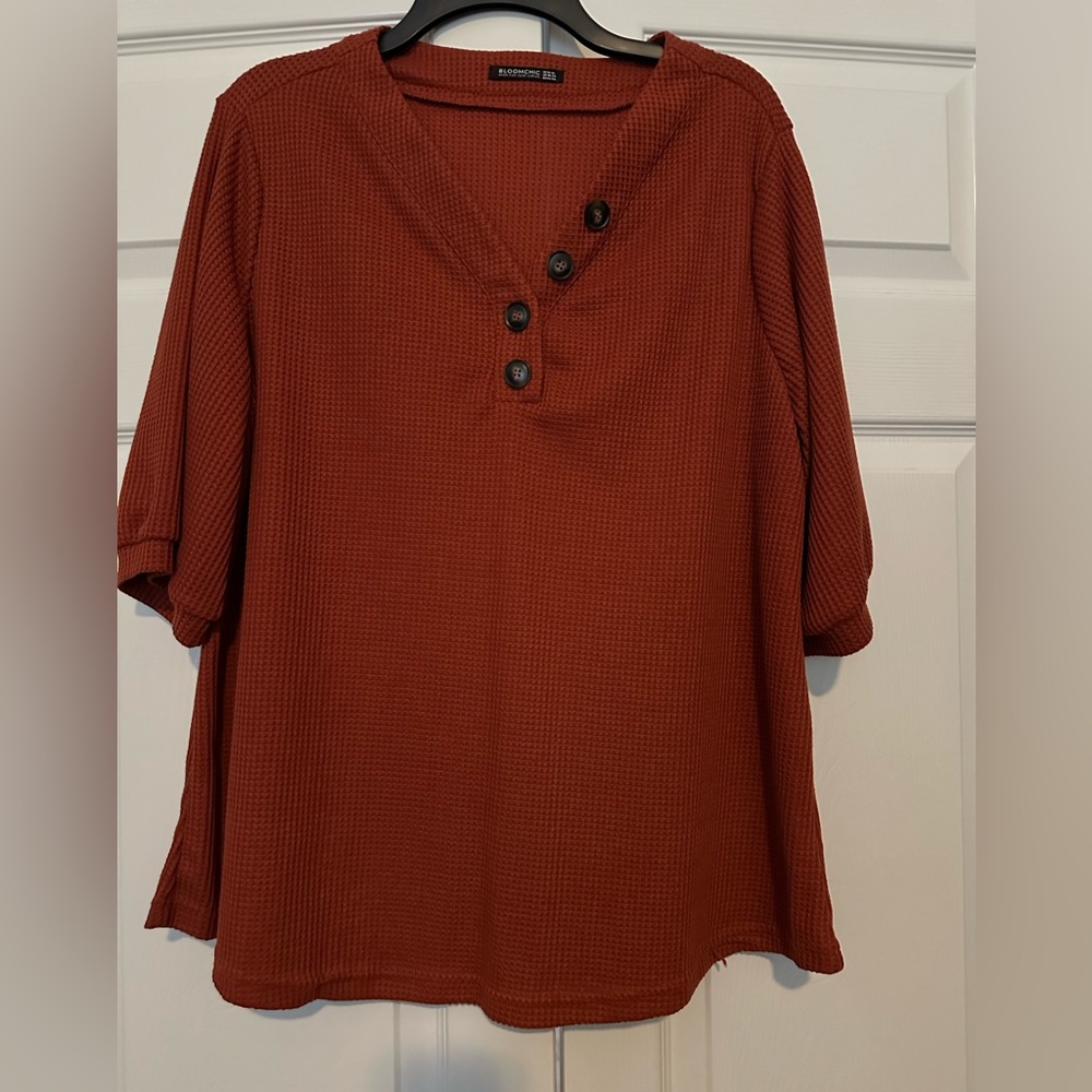 Bloomchic Vneck Waffle weave top